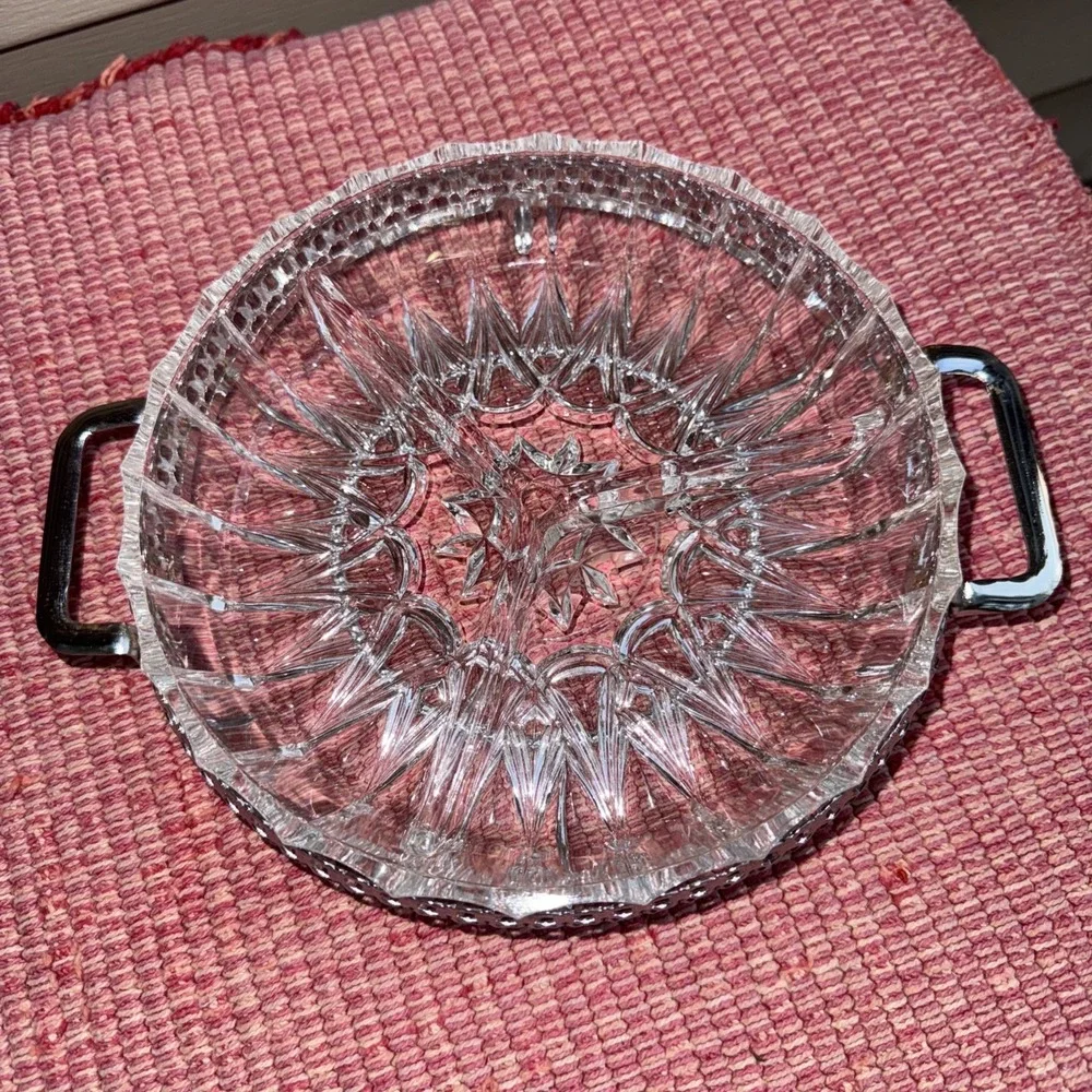Vintage ROUND Glass 3 PART CANDY or RELISH DISH in METAL CADDY‎ BASKET